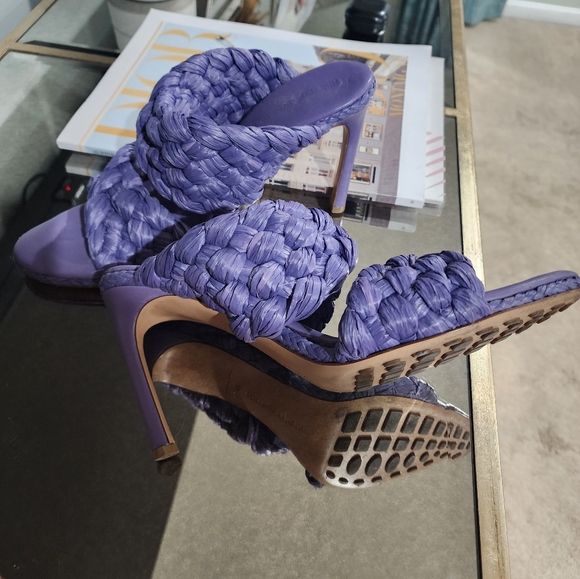 Bottega Veneta purple raffia sandals/slides - Picture 2 of 3